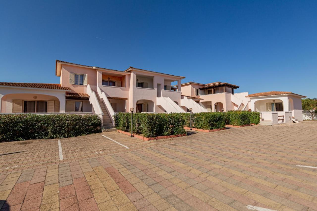 Residence Arcobaleno San Teodoro  Eksteriør billede