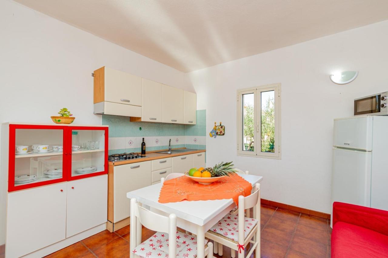 Residence Arcobaleno San Teodoro  Eksteriør billede